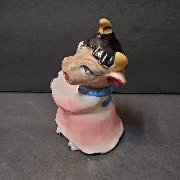 Cow Air Plant Holder, Airplant Gift, Farm Animal Planter, Cow Figurine, Airplant - Picture 6 of 9